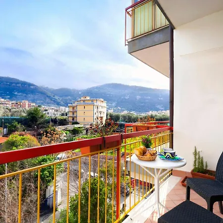 Maison Alessia - Around Appartement Sorrento